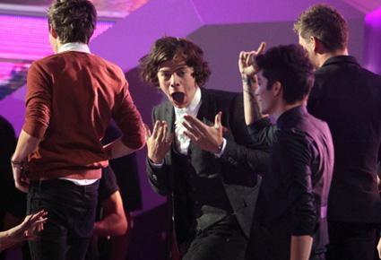 حفل جوائز الـ"MTV": مفاجآت موسيقية وجمالية بالجملة 